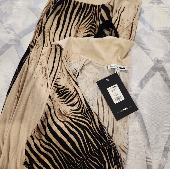 pant set - Picture 2 of 3